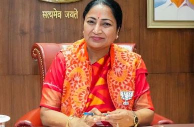 ‘आप’ सरकार के छोड़े हुए कार्यों को पूरा करने के लिए प्रतिबद्ध हैं: दिल्ली की मुख्यमंत्री रेखा गुप्ता